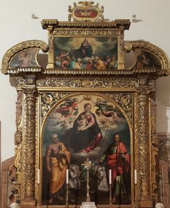 Marco Mazzaroppi da San Germano (attr.), Pala d’altare di Santa Maria ad Martyres: registro centrale: Madonna con Bambino in Gloria tra i Ss. Pietro e Paolo; nella cimasa: Annunciazione ai lati e al centro Assunzione della Vergine, olio su tavola, XVI/XVII sec., Maranola (fraz. di Formia), chiesa di Santa Maria ad Martyres