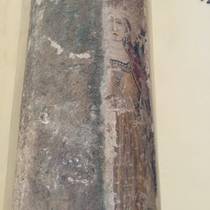 Anonimo maestro del XII secolo, La Vergine Maria, part. delle colonne affrescate, Gaeta, Chiesa di San Giovanni a Mare (foto di Alessandra Ciaramaglia)