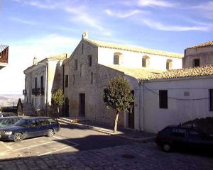 Convento di San Francesco a Miglionico, chiesa ed esterno